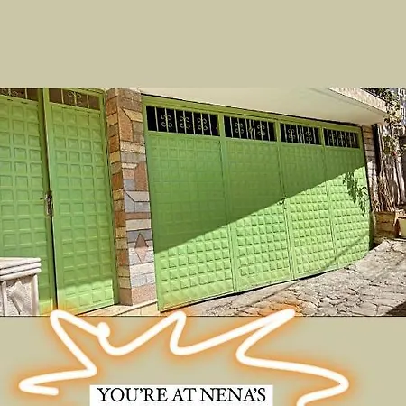 Nena's Dashe House * Berat