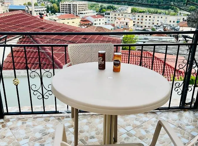 Pansiyon Nena's Dashe House